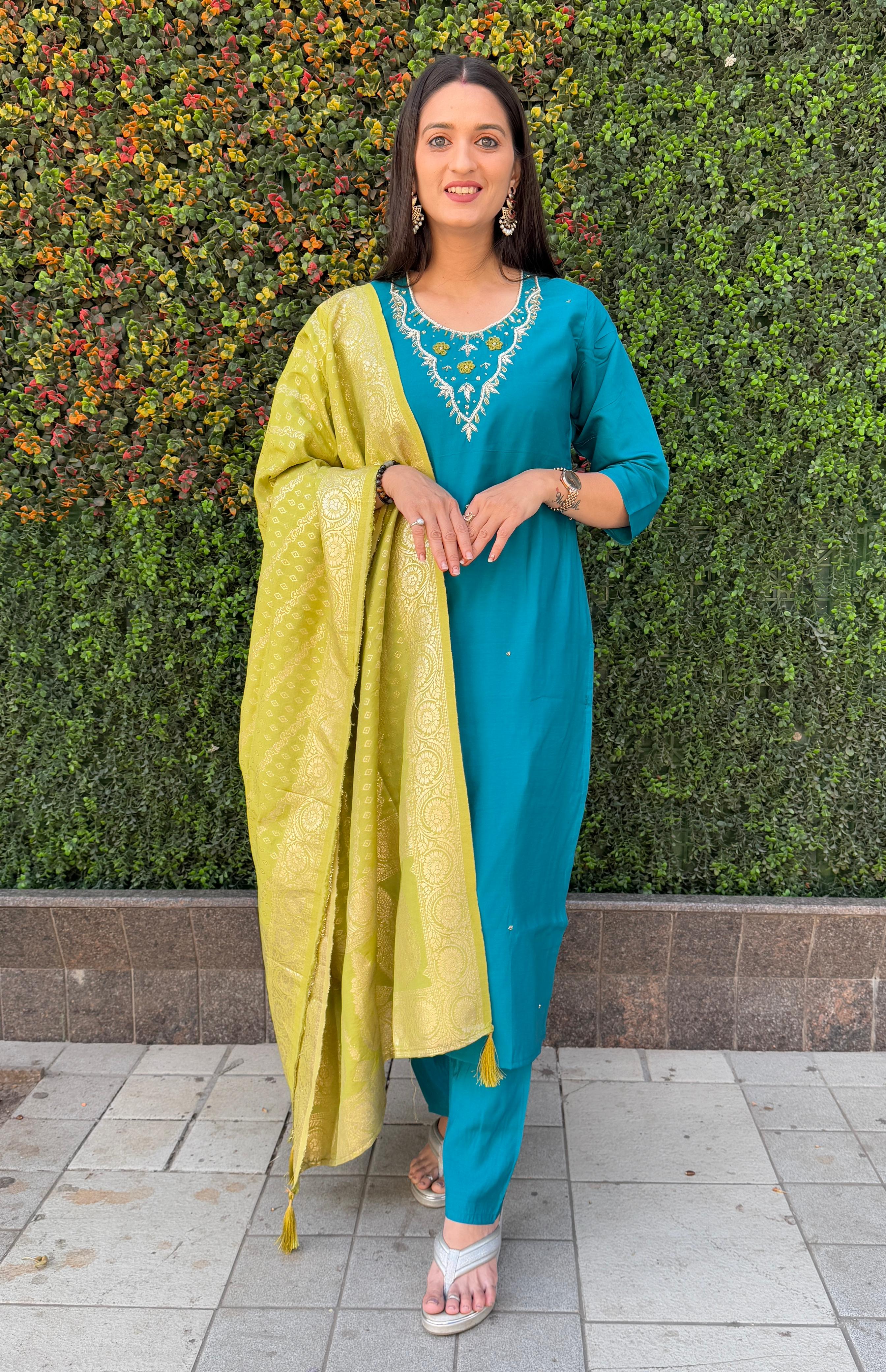 Vedant Vastram Kurta Pant Set With Dupatta Having Beautiful Handwork - Rama