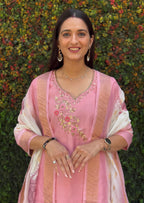 Vedant Vastram Kurta Pant Set With Dupatta Having Beautiful Handwork - Peach