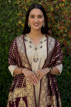 Vedant Vastram Kurta Pant Set With Dupatta Having Beautiful Handwork - White