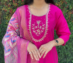 Vedant Vastram Kurta Pant Set With Dupatta Having Beautiful Handwork - Pink