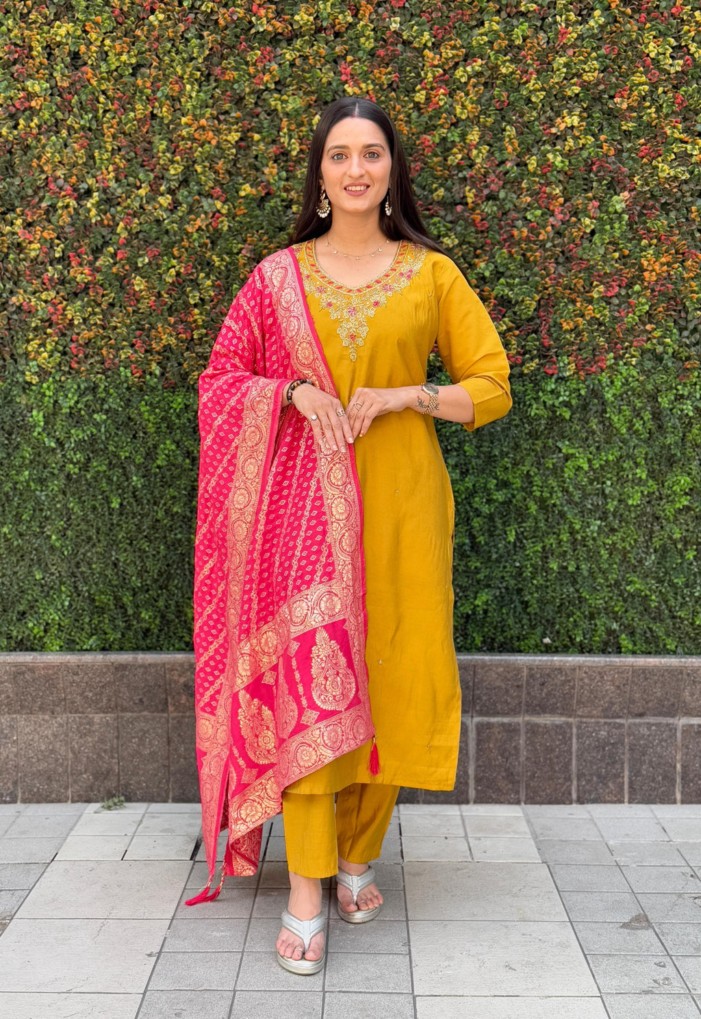 Vedant Vastram Kurta Pant Set With Dupatta Having Beautiful Handwork - Yellow