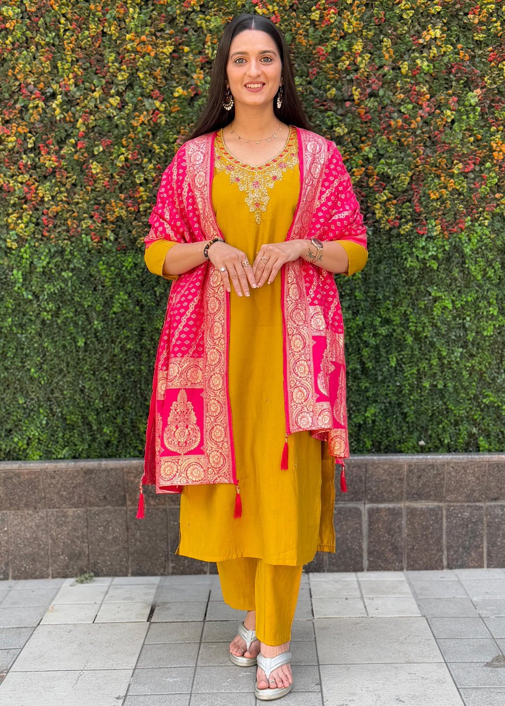 Vedant Vastram Kurta Pant Set With Dupatta Having Beautiful Handwork - Yellow