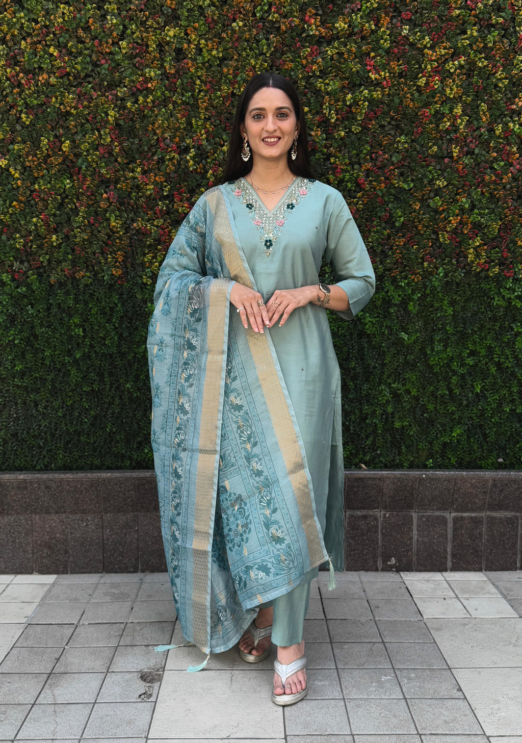 Vedant Vastram Kurta Pant Set With Dupatta Having Beautiful Handwork - See Green