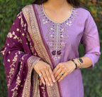 Vedant Vastram Kurta Pant Set With Dupatta Having Beautiful Handwork - Lavender