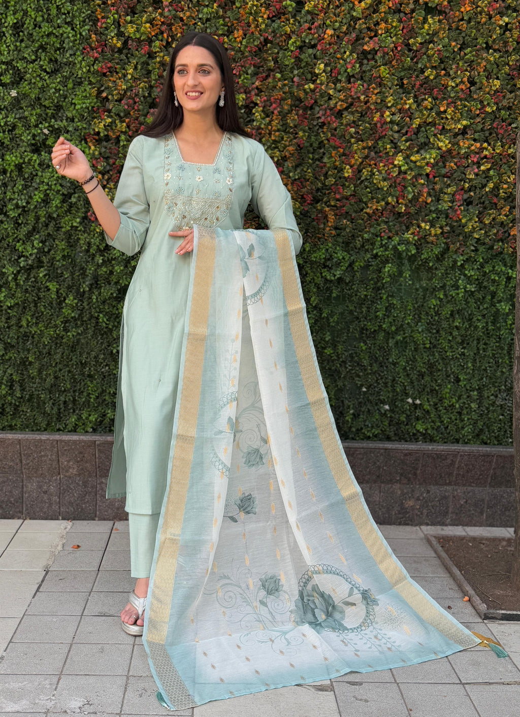 Vedant Vastram Kurta Pant Set With Dupatta Having Beautiful Handwork - See Green