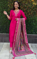 Vedant Vastram Kurta Pant Set With Dupatta Having Beautiful Handwork - Pink