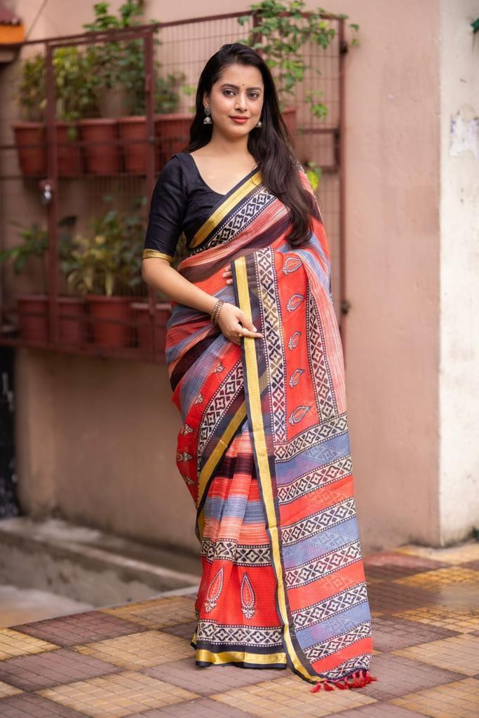 Red Silk Blend Geometric Saree with Unstitched Blouse - Hiral Fashion