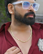 VOJ Gold-Polished Biscuit Chain With Hearts
