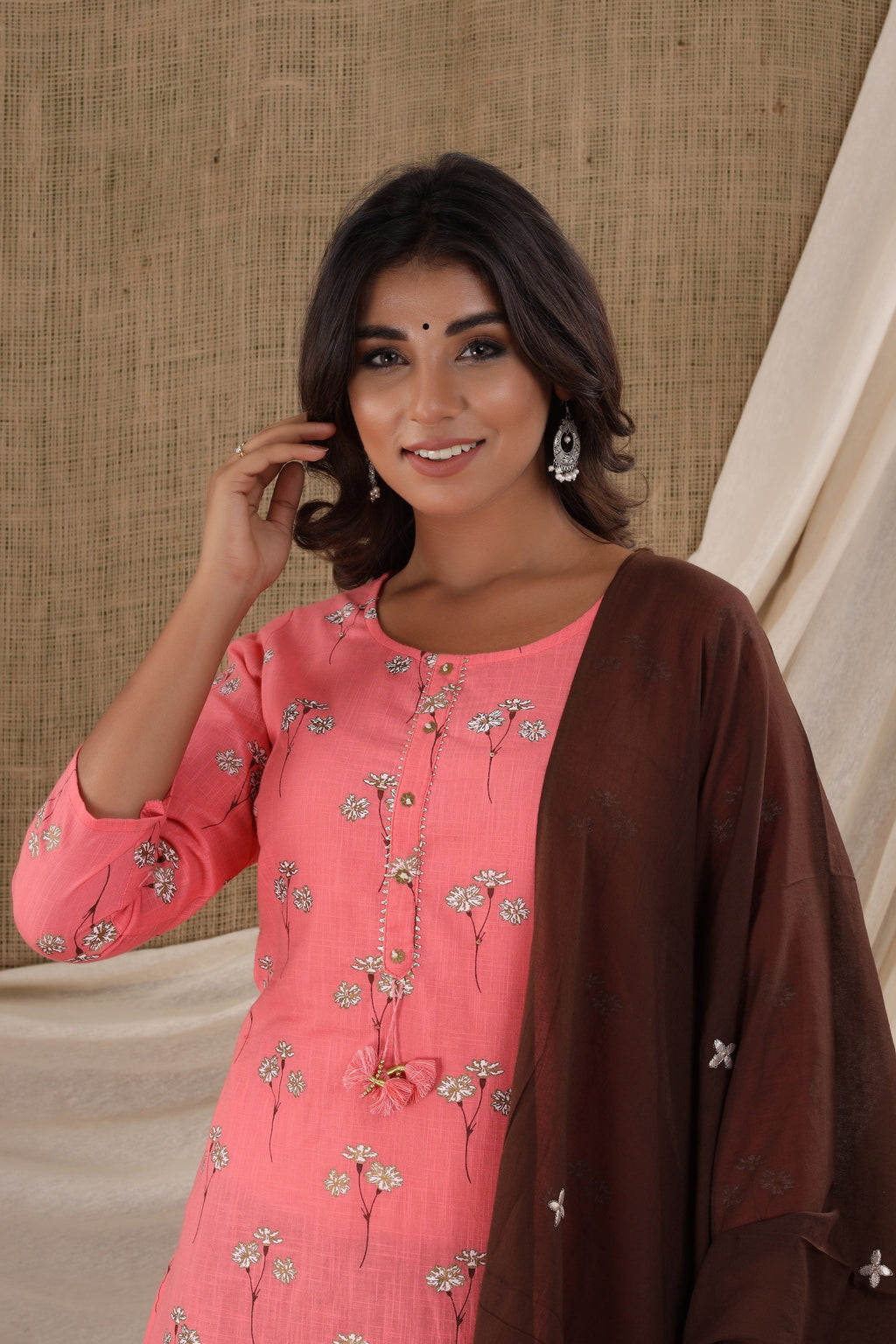 Kaajh Pink Floral Print Beautiful Suit Set For Women - Distacart