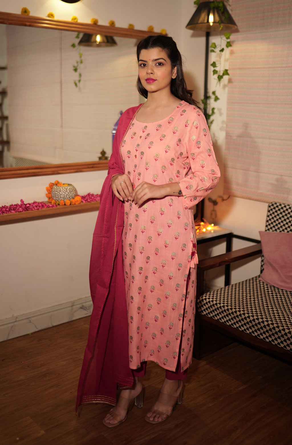 Kaajh Women's Pink Floral Gold Print Suit Set - Distacart