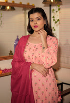 Kaajh Women's Pink Floral Gold Print Suit Set - Distacart