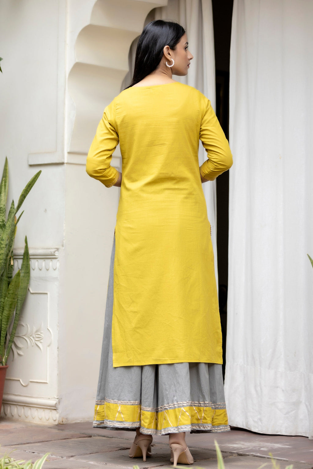 Kaajh Women's Lemon Grey Print Suit Set - Distacart