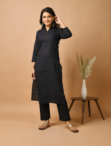 Kaajh Women's Black Solid Metal Embellishment Kurta