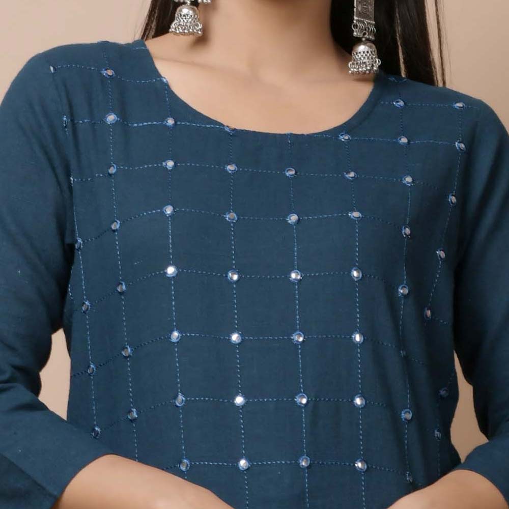 Kaajh Women's Navy Solid Mirror Embellished Kurta Pant Set - Distacart