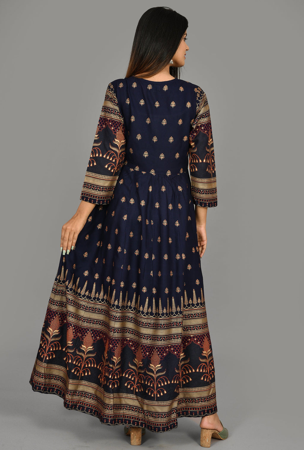 Kaajh Women's Blue Gold Printed Ethnic Kurta - Distacart