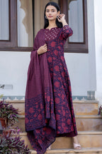 Kaajh Women's Maroon Floral Print Suit Set - Distacart
