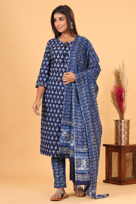 Kaajh Blue Floral Print Suit Set For Women