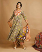 Kaajh Women's Green Kalamkari Floral Print Suit Set - Distacart