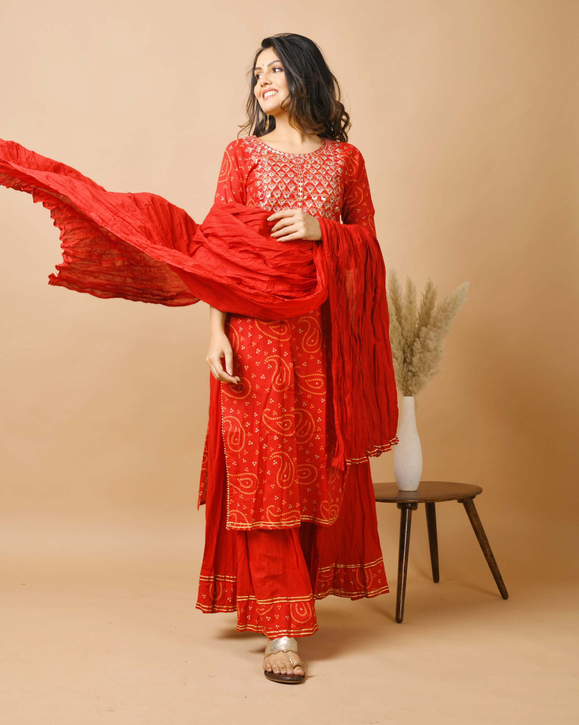 Kaajh Women's Red Bandhej Print Suit Set - Distacart