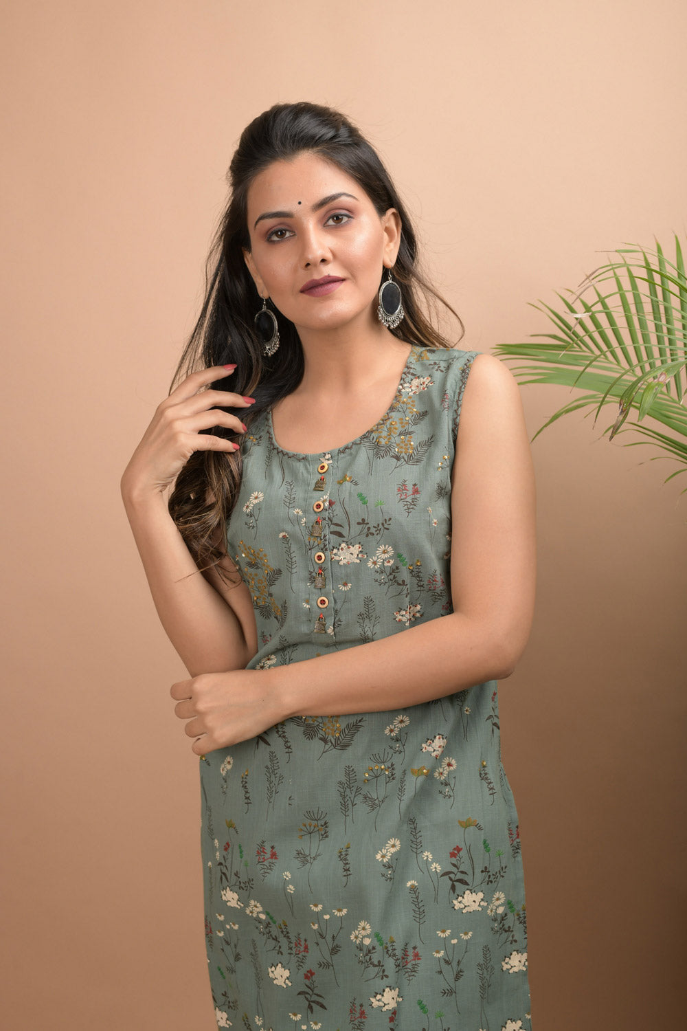 Kaajh Women's Green Sleeveless Printed Kurta Pant Set - Distacart