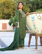Kaajh Women's Green Bandhej Print Suit Set - Distacart
