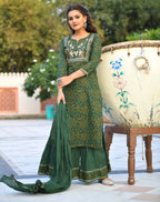 Kaajh Women's Green Bandhej Print Suit Set - Distacart