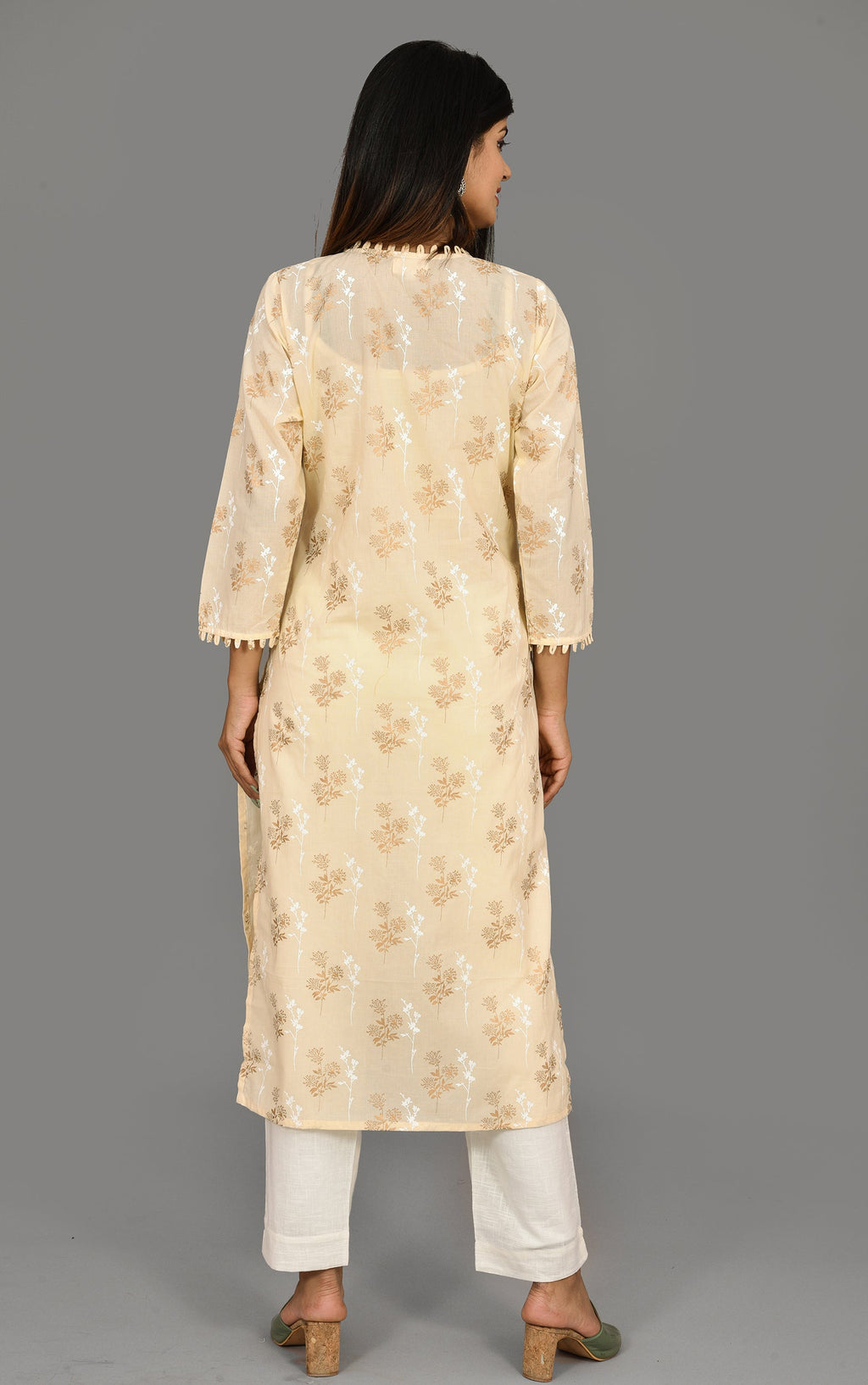 Kaajh Women's Off White Floral Print Kurta - Distacart