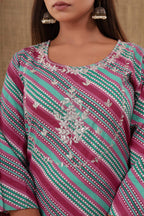 Kaajh Women's Maroon Lahariya Cotton Kurta Pant Set - Distacart