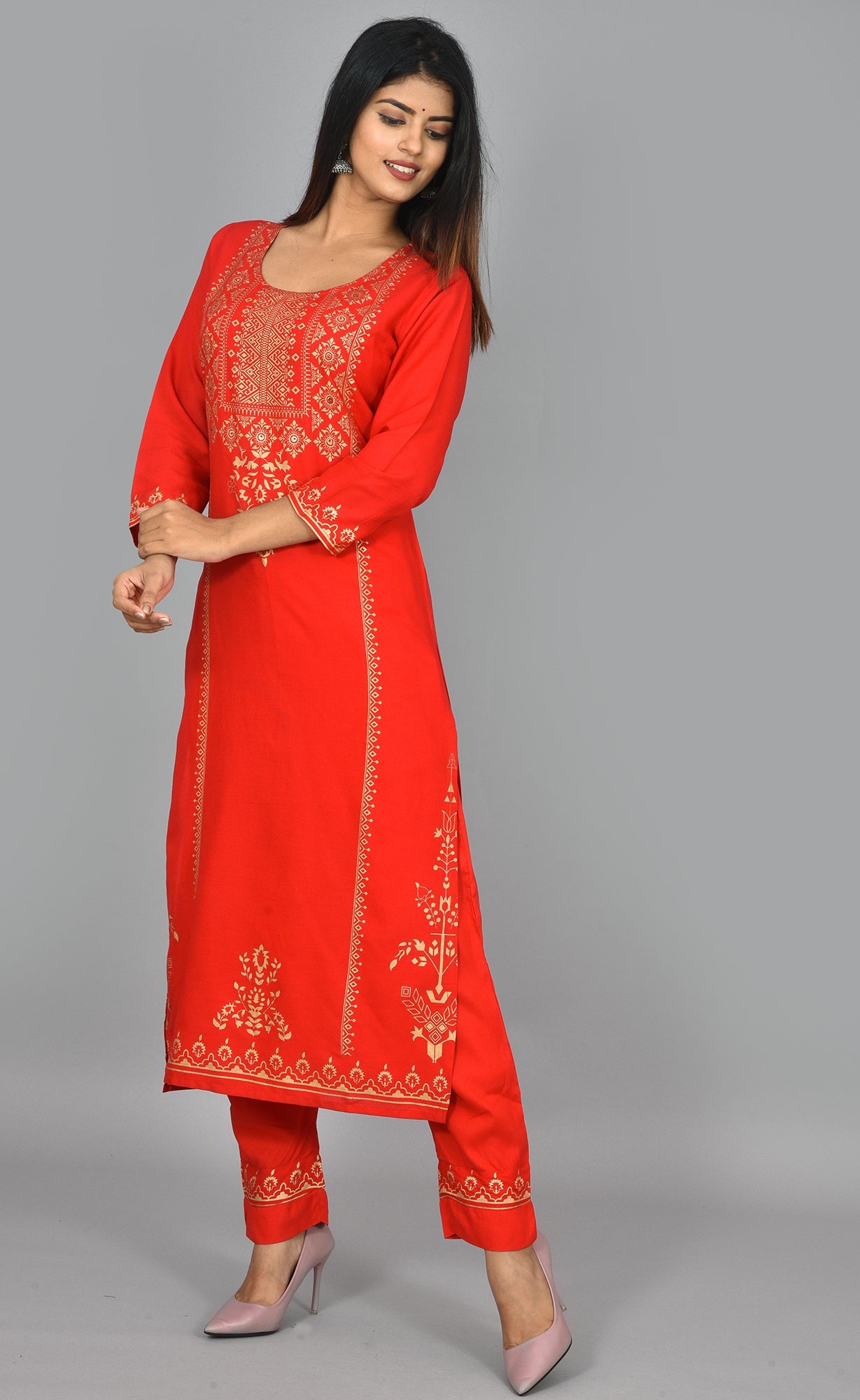 Kaajh Women's Red Gold Printed Kurta Pant Set - Distacart