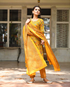 Kaajh Women's Yellow Floral Print Suit Set - Distacart
