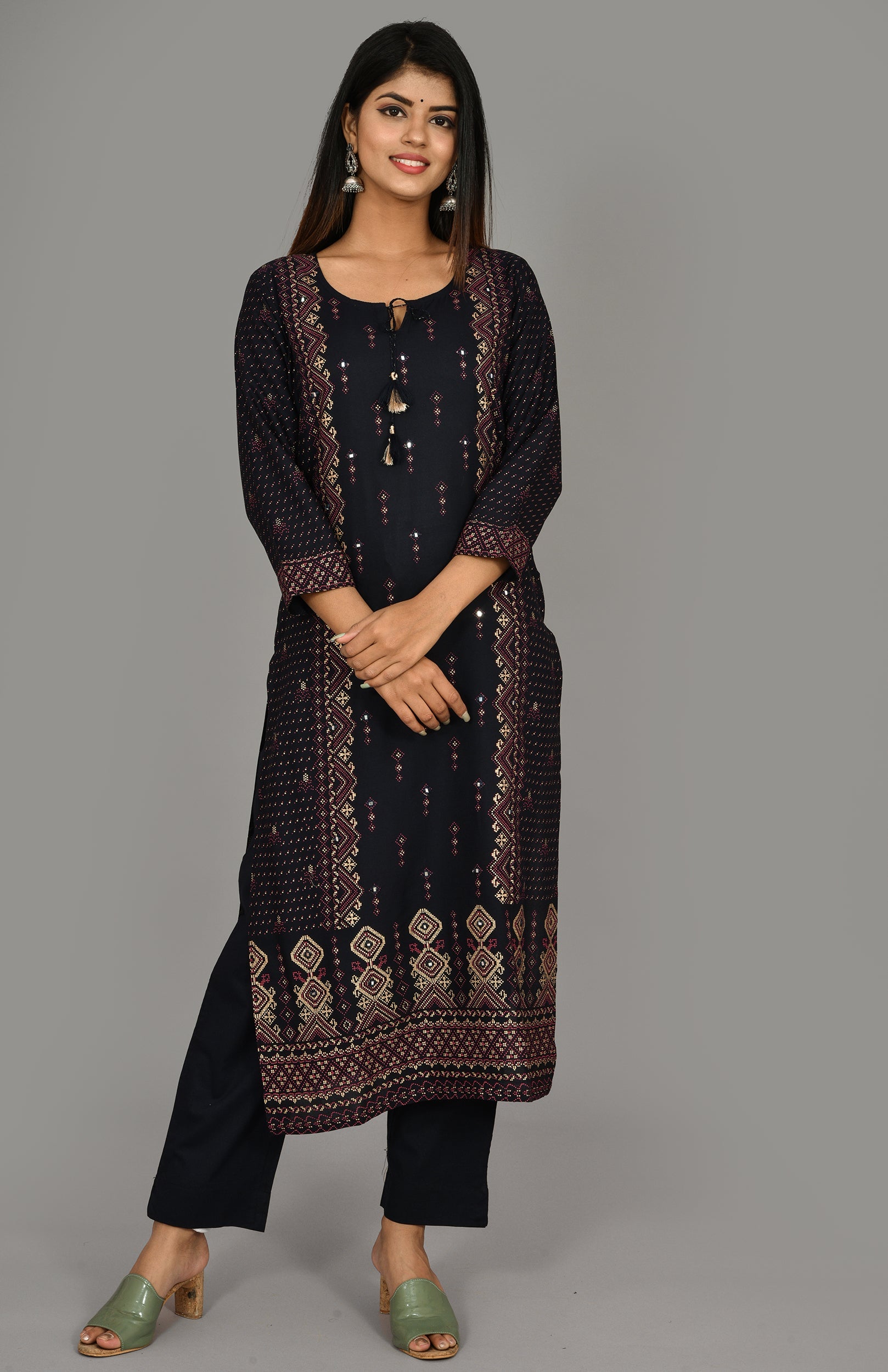 Kaajh Women's Blue Gold Printed Kurta Pant Set - Distacart