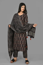 Kaajh Women's Black Paisley Print Cotton Suit Set - Distacart