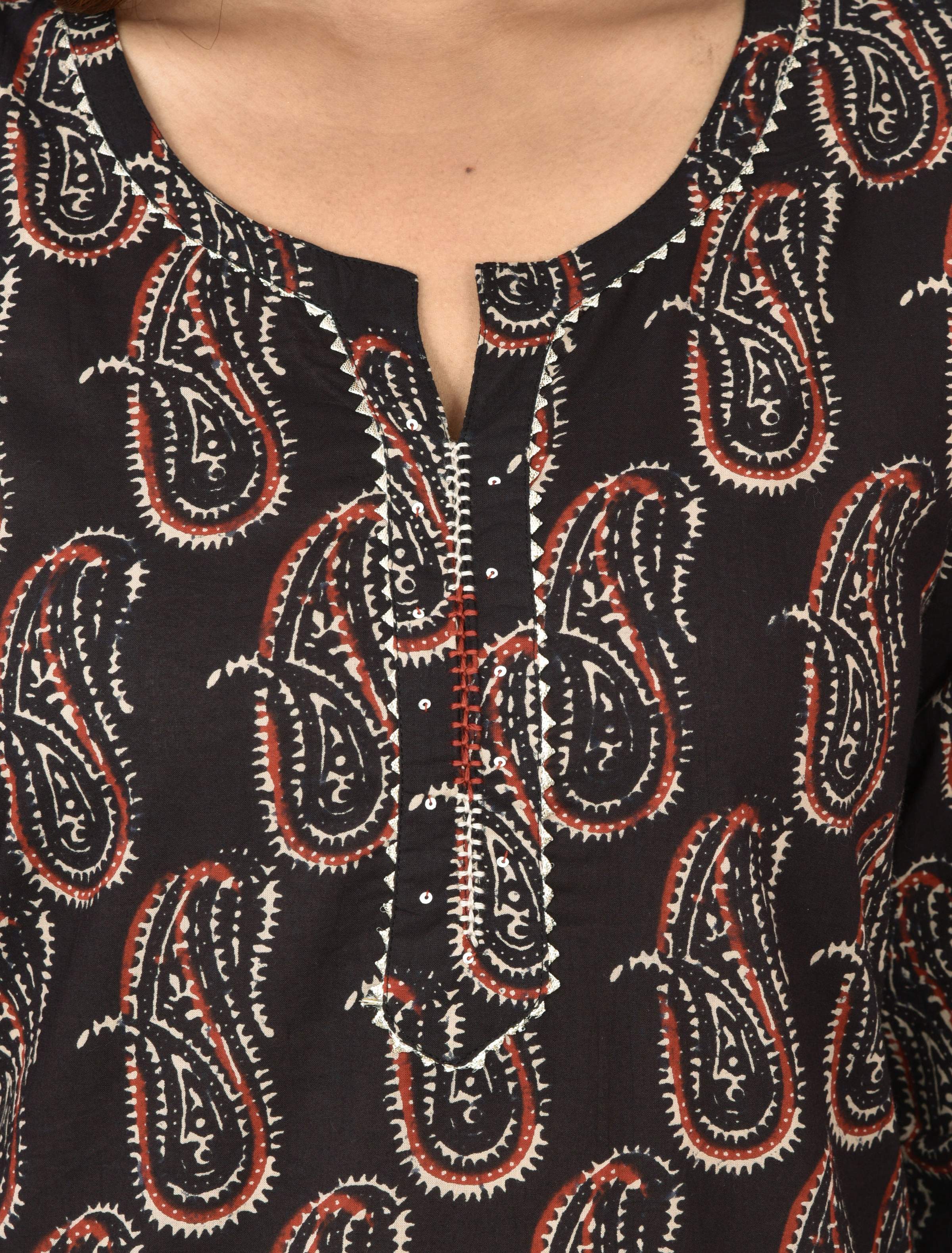 Kaajh Women's Black Paisley Print Cotton Suit Set - Distacart