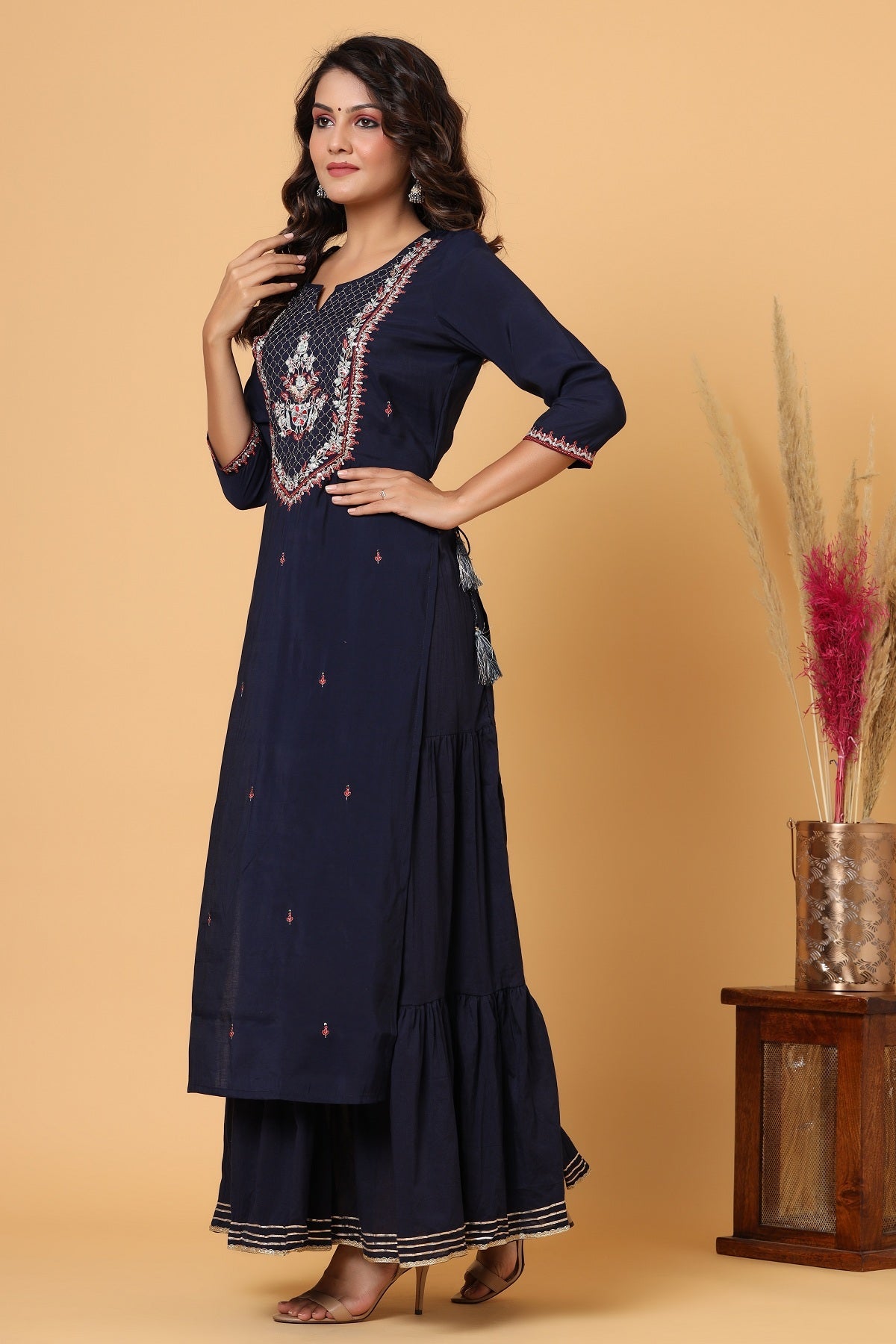 Kaajh Women's Blue Embroidery Chanderi Ethnic Kurta - Distacart