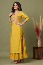 Kaajh Women's Yellow Embroidery Chanderi Ethnic Kurta - Distacart