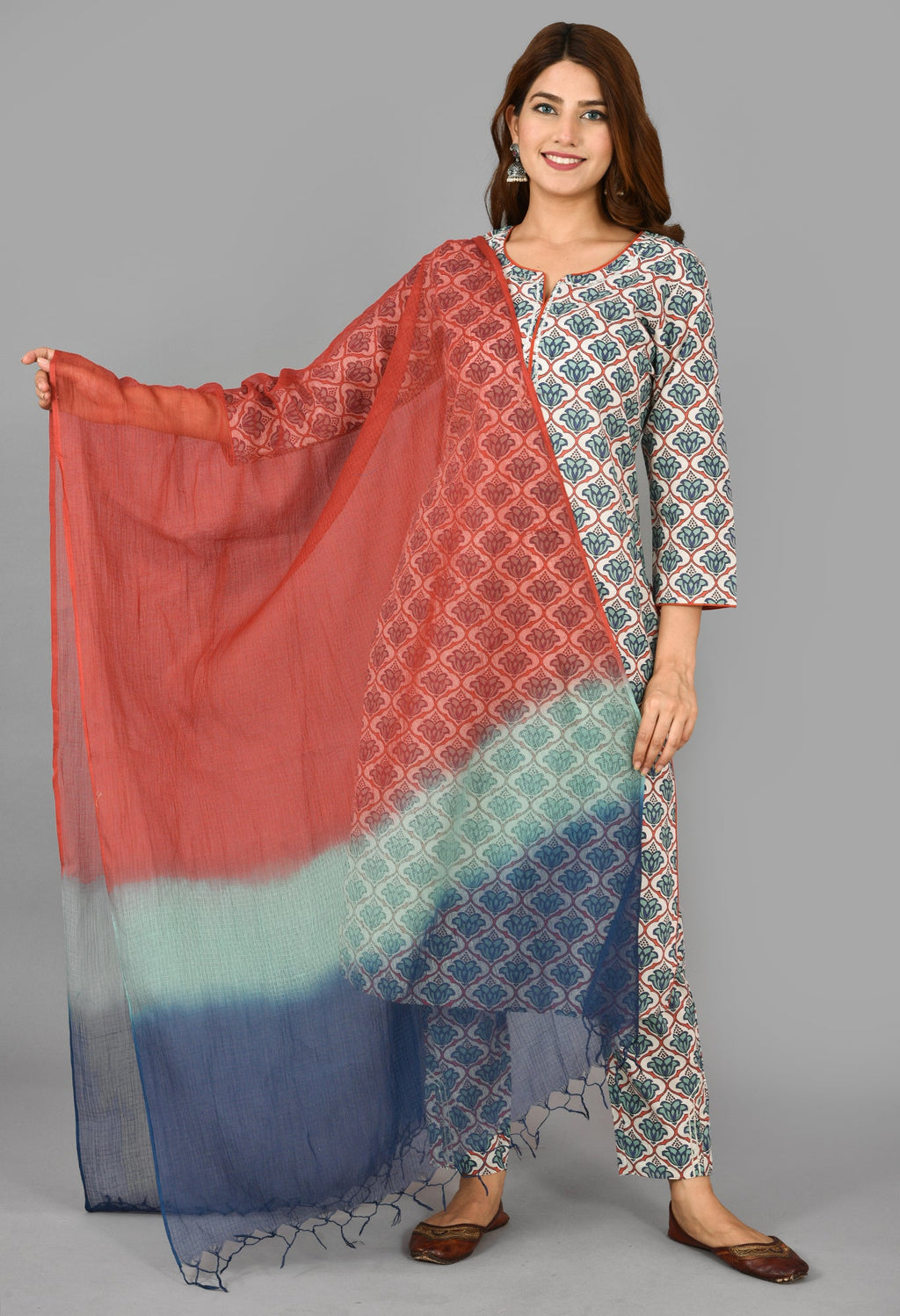Kaajh Women's Green Floral Printet Cotton Suit Set - Distacart