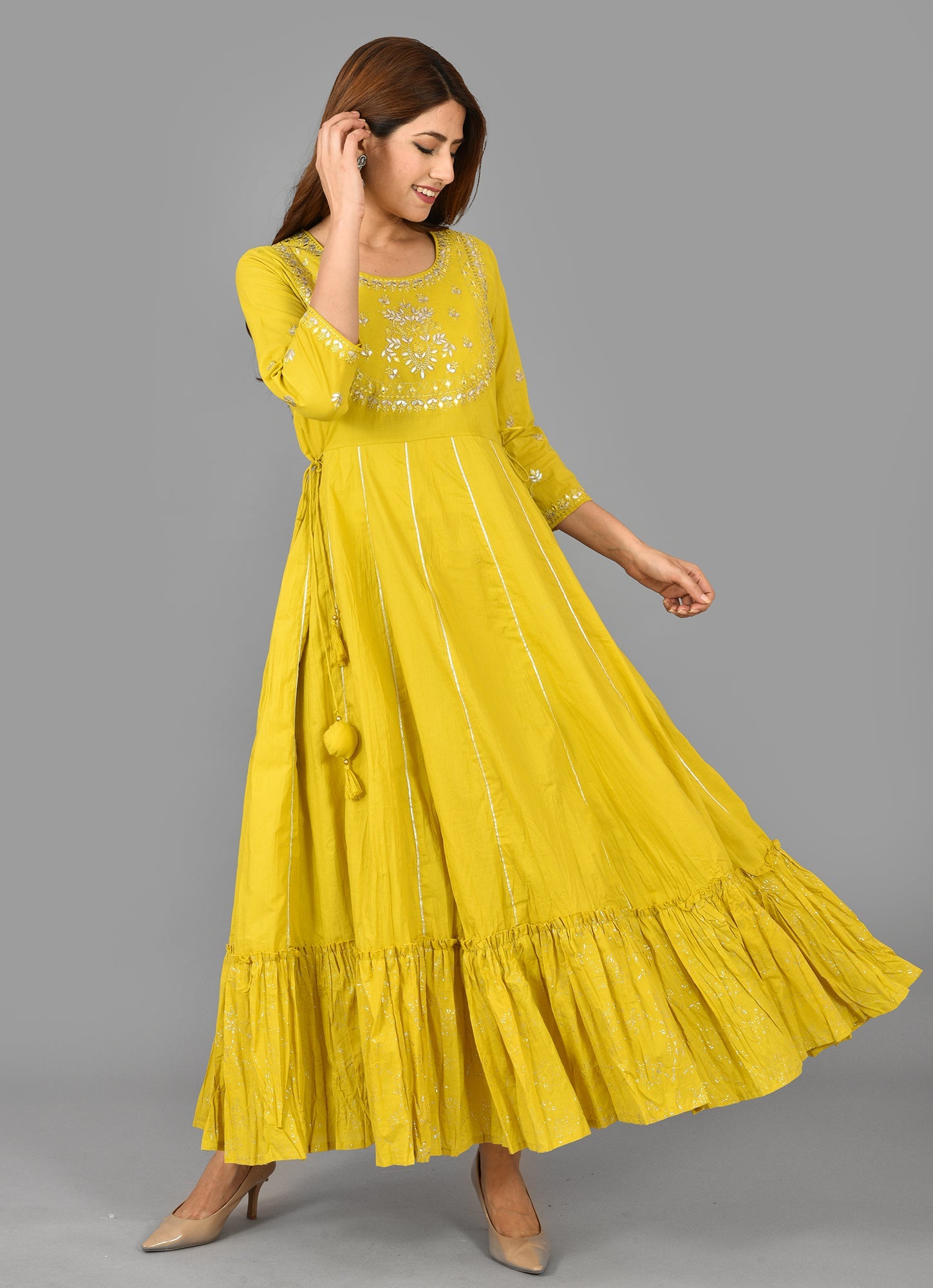 Kaajh Women's Yellow Zari Embroidery Anarkali Kurta - Distacart