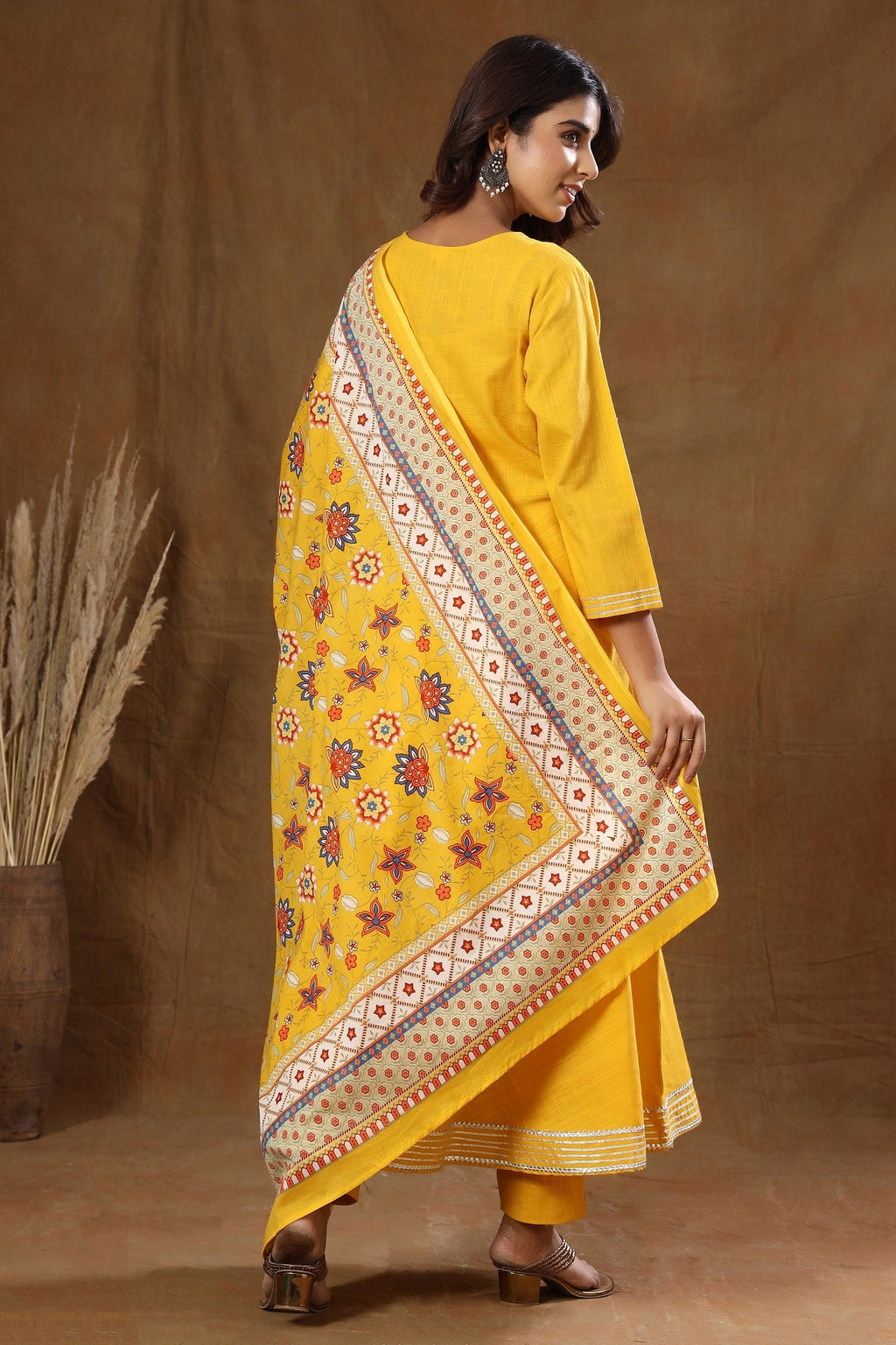 Kaajh Women's Yellow Mirror Embroidery Anarkali Suit Set - Distacart