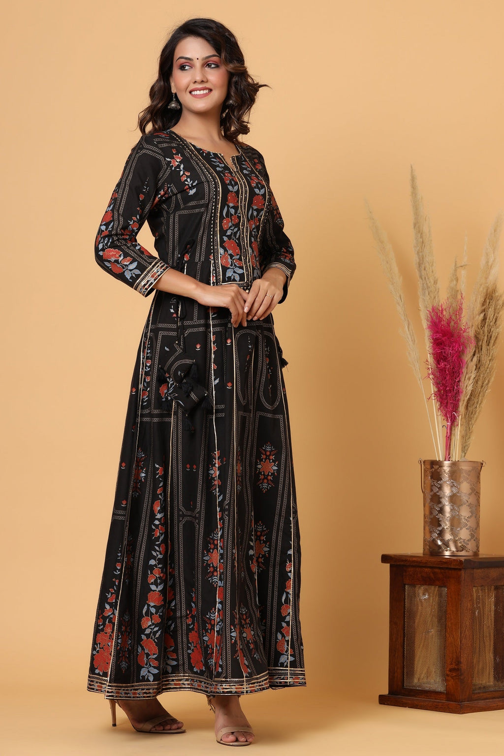 Kaajh Women's Black Embellishment Printed Anarkali Kurta - Distacart