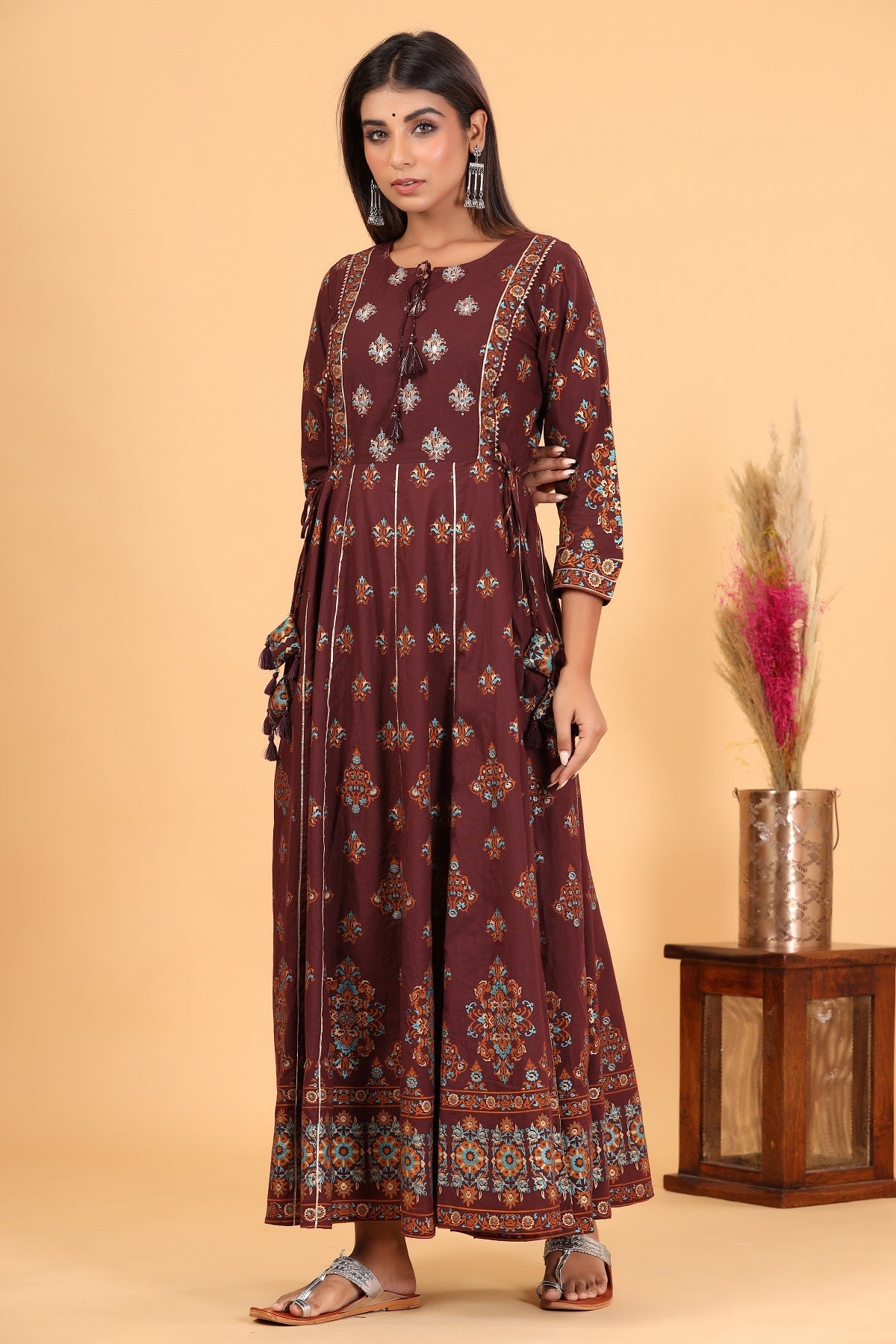 Kaajh Women's Maroon Printed Embellishment Anarkali Kurta - Distacart