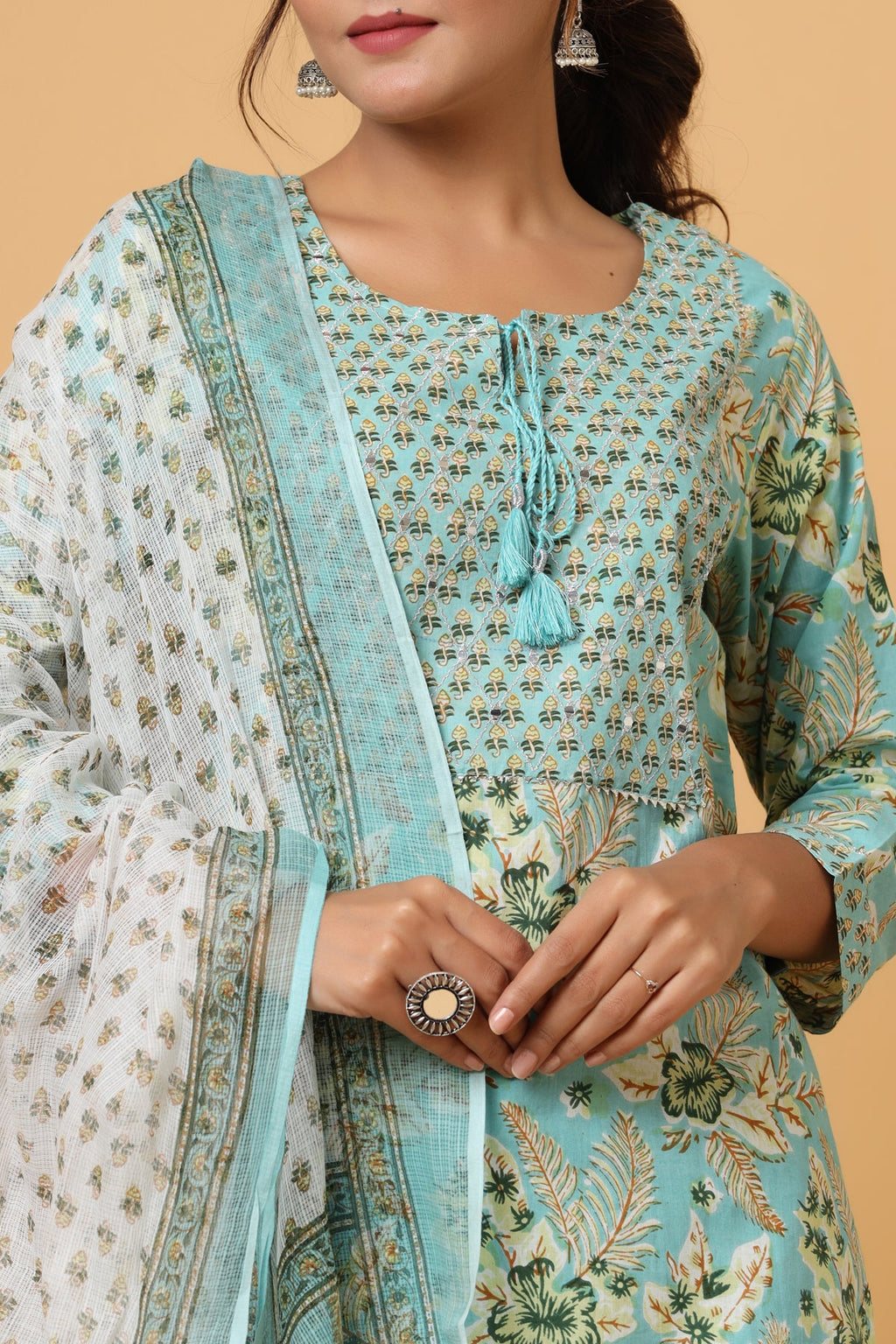 Kaajh Women's Green Mirror Embroidered Suit Set - Distacart