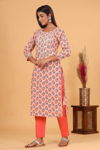 Kaajh Women's Peach Floral Printed Kurta Pant Set - Distacart
