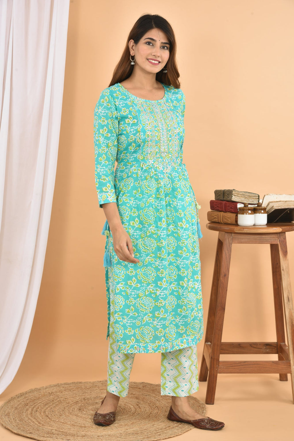 Kaajh Women's Sea Green Floral Printed Kurta Pant Set - Distacart