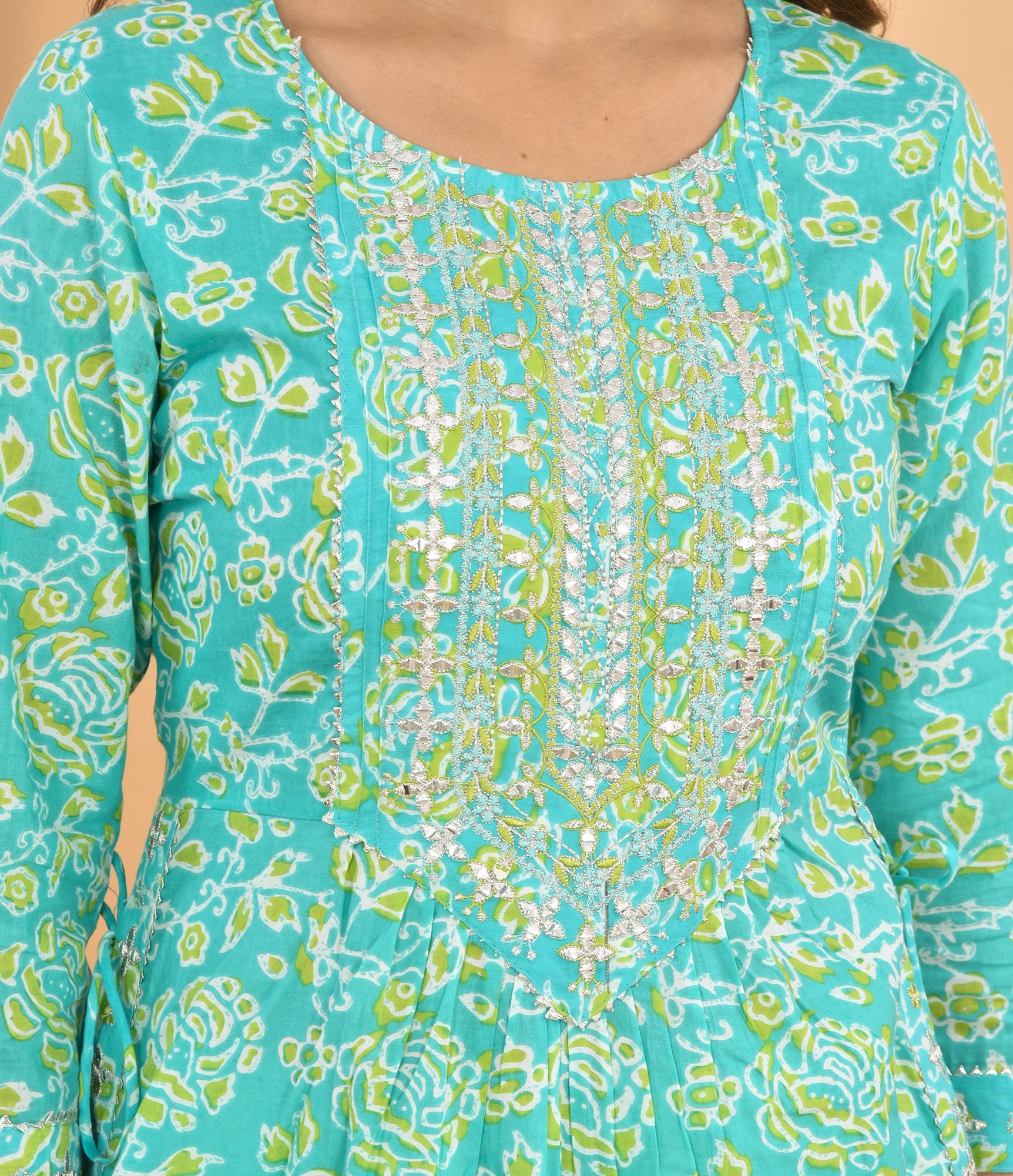 Kaajh Women's Sea Green Floral Printed Kurta Pant Set - Distacart