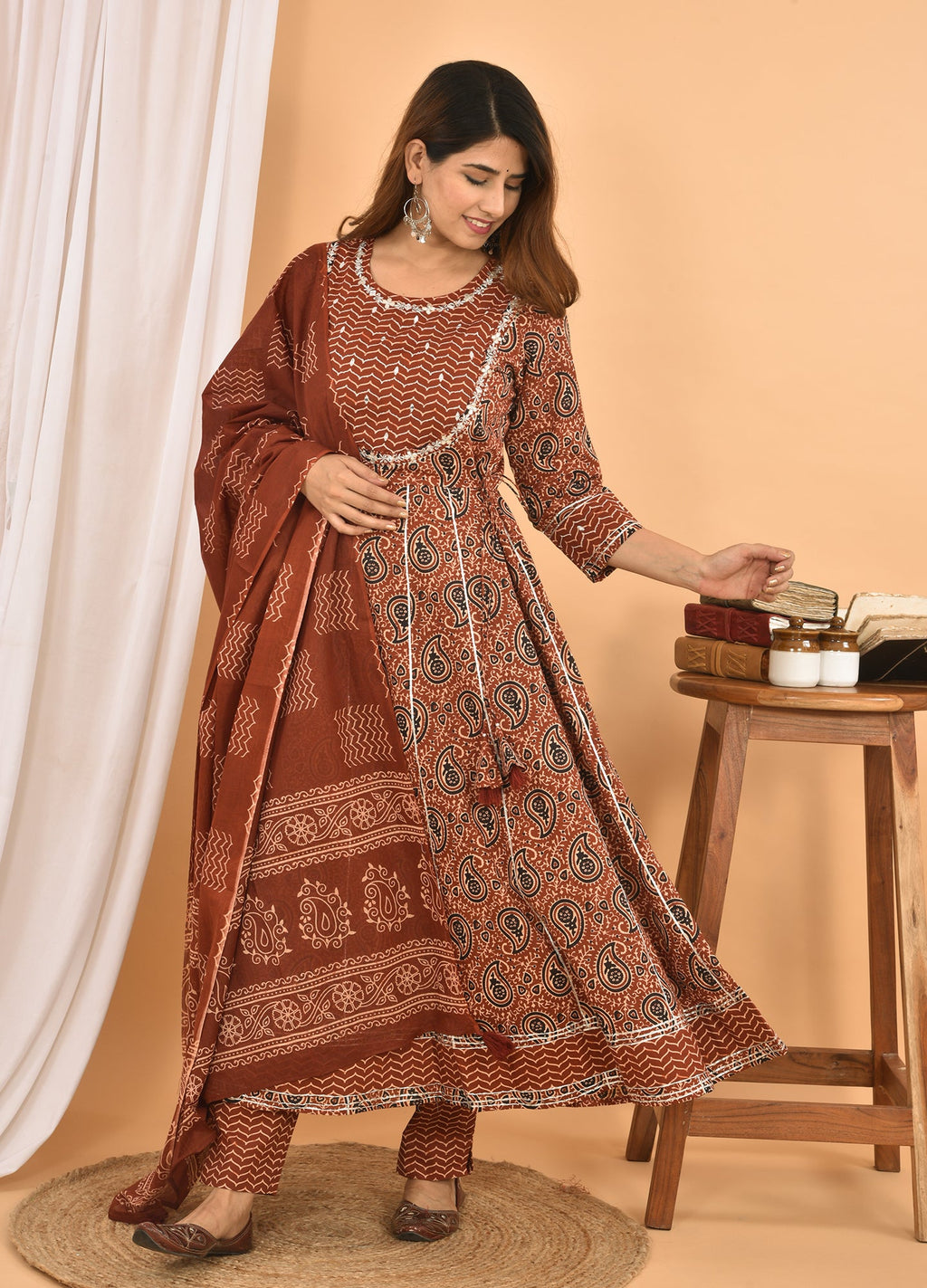 Kaajh Women's Brown Embellished Anarkali Suit Set - Distacart