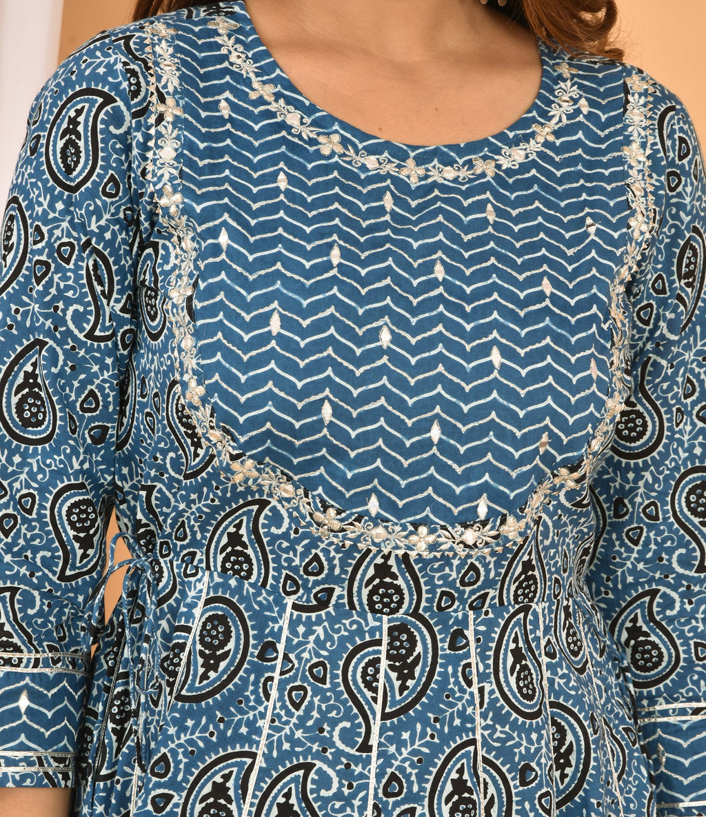 Kaajh Women's Blue Embellished Anarkali Suit Set - Distacart