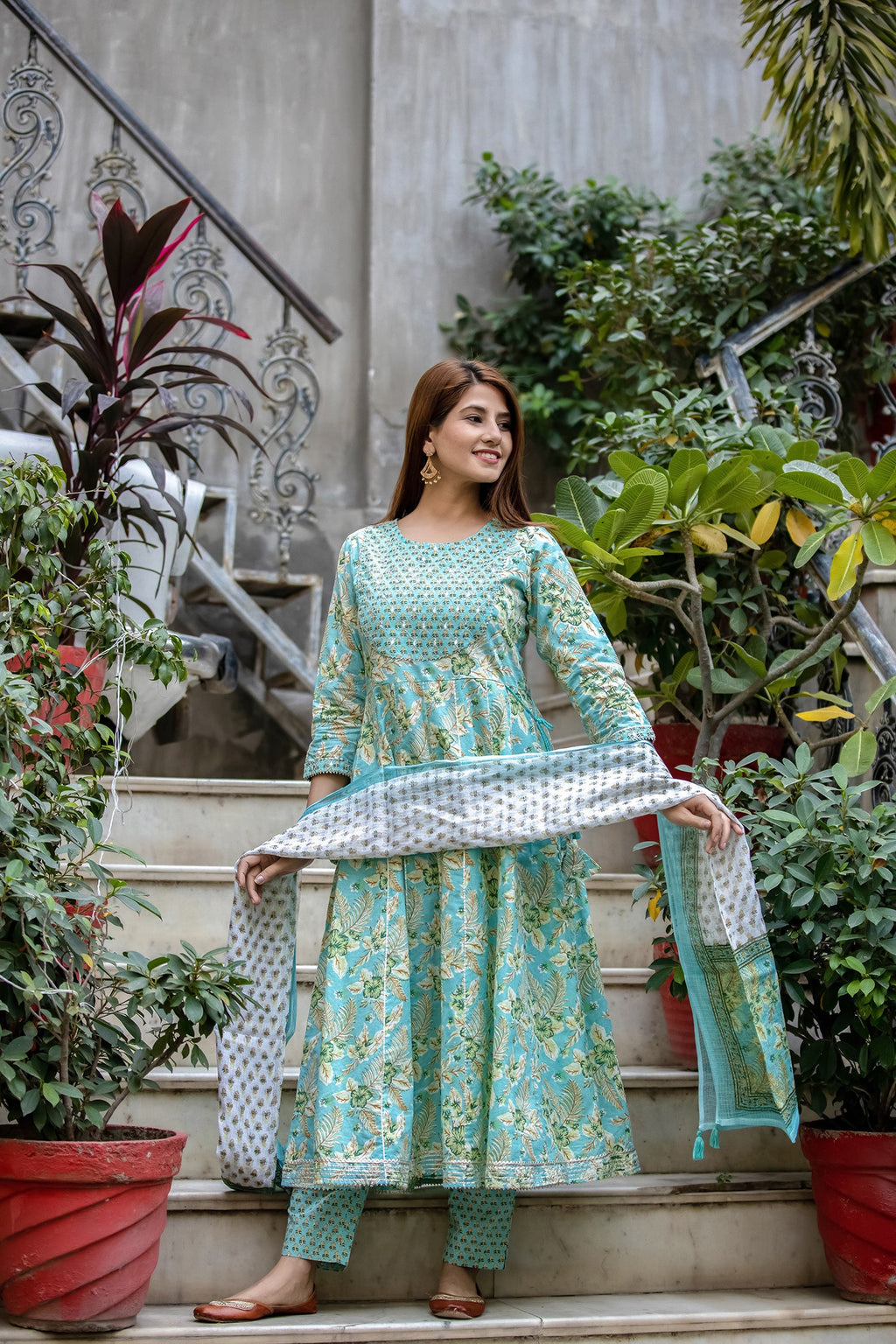 Kaajh Women's Green Mirror Embellished Anarkali Suit Set - Distacart