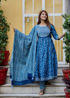 Kaajh Women's Blue Mirror Embellished Anarkali Suit Set - Distacart