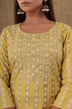 Kaajh Women's Yellow Mirror Embroidery Kurta Pant Set - Distacart