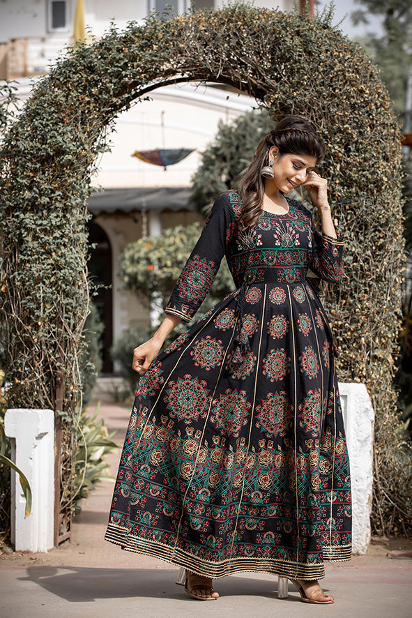 Kaajh Women's Black Gold Printed Ethnic Gown - Distacart